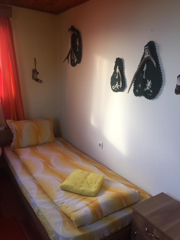 Becze Vanda kulcsosház Lăzarea Exterior foto